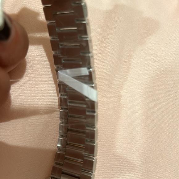 Authentic Gucci watch PRICE IS STERN/willing to trade - Picture 11 of 12